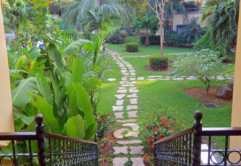 The Oaks Tamarindo Condominiums