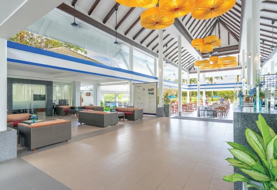 HOMM Suites Laguna