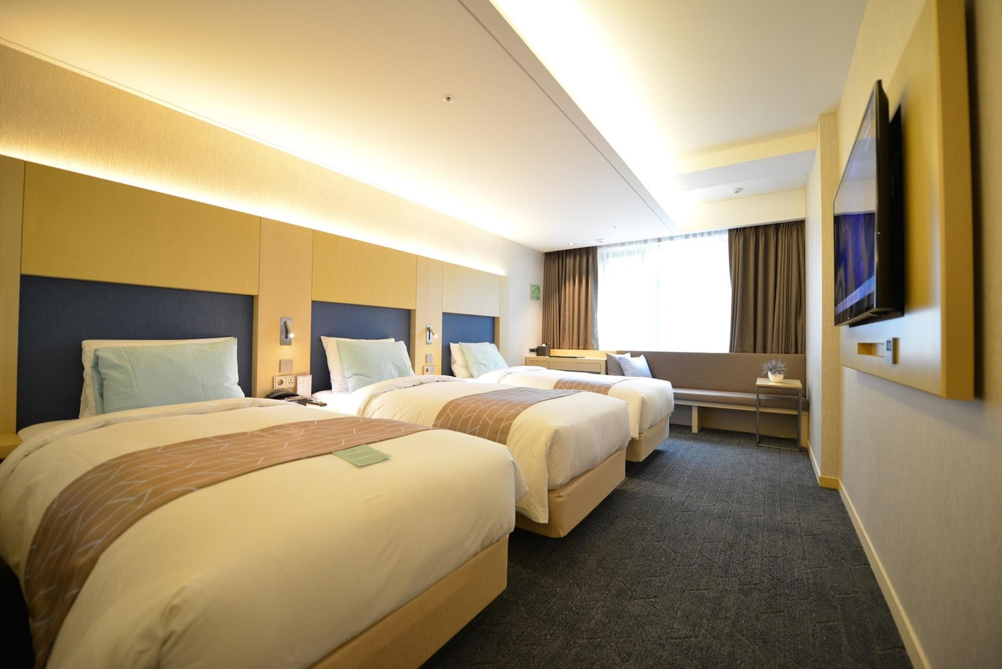 aFIRST Hotel Myeongdong