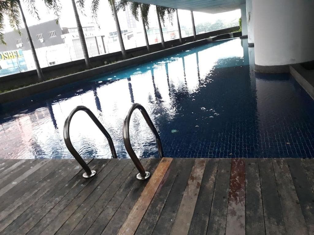 Luxury Service Suite at Taragon KL