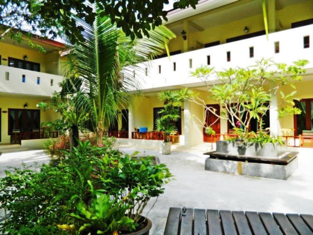 Kata Country House