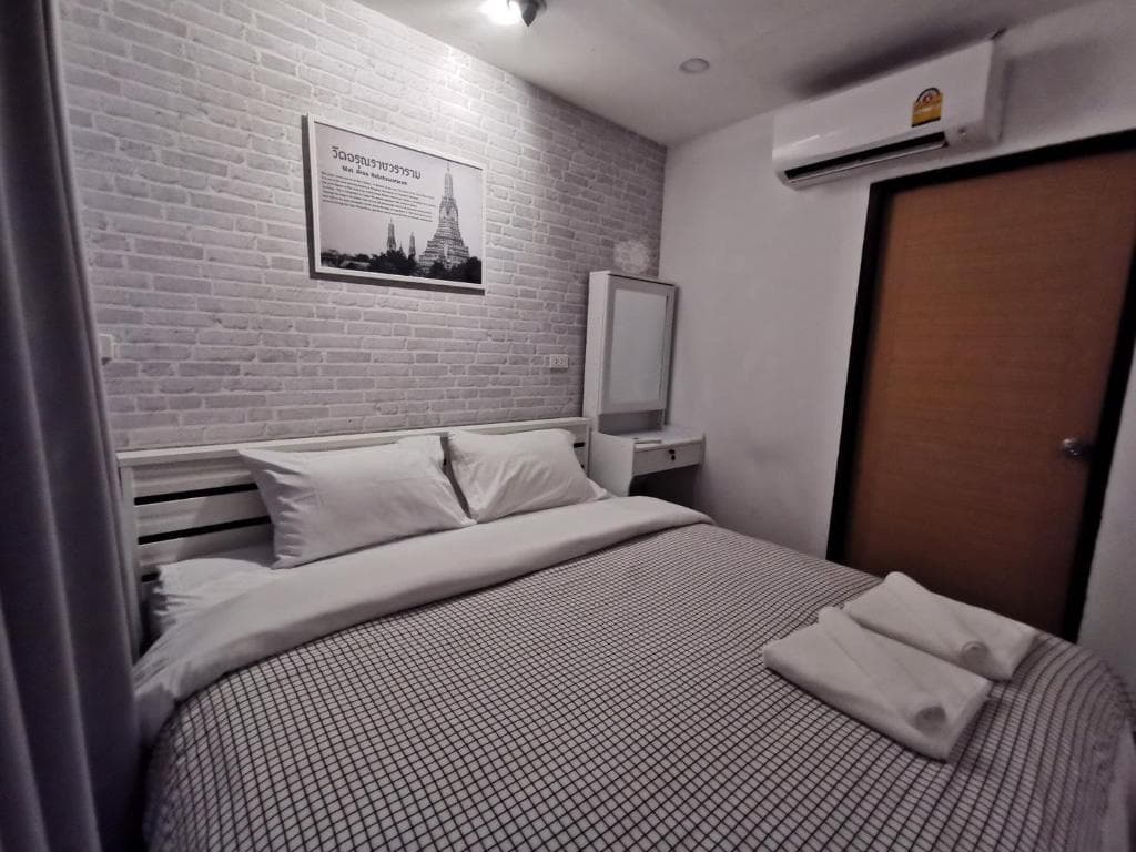 White House Hostel @ Pratunam
