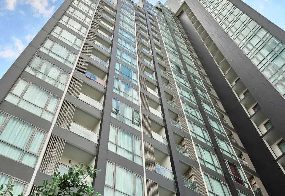 The Rich Residence Sukhumvit Nana
