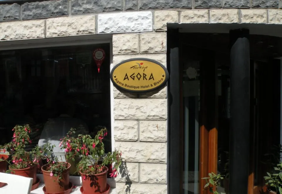 Agora Boutique Hotel & Bistro