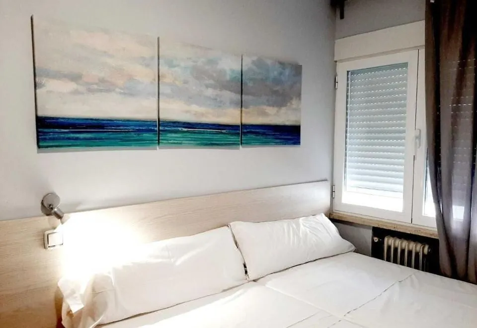 Hostal Lucia by gaiarooms