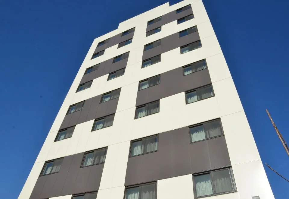 LIC Plaza Hotel