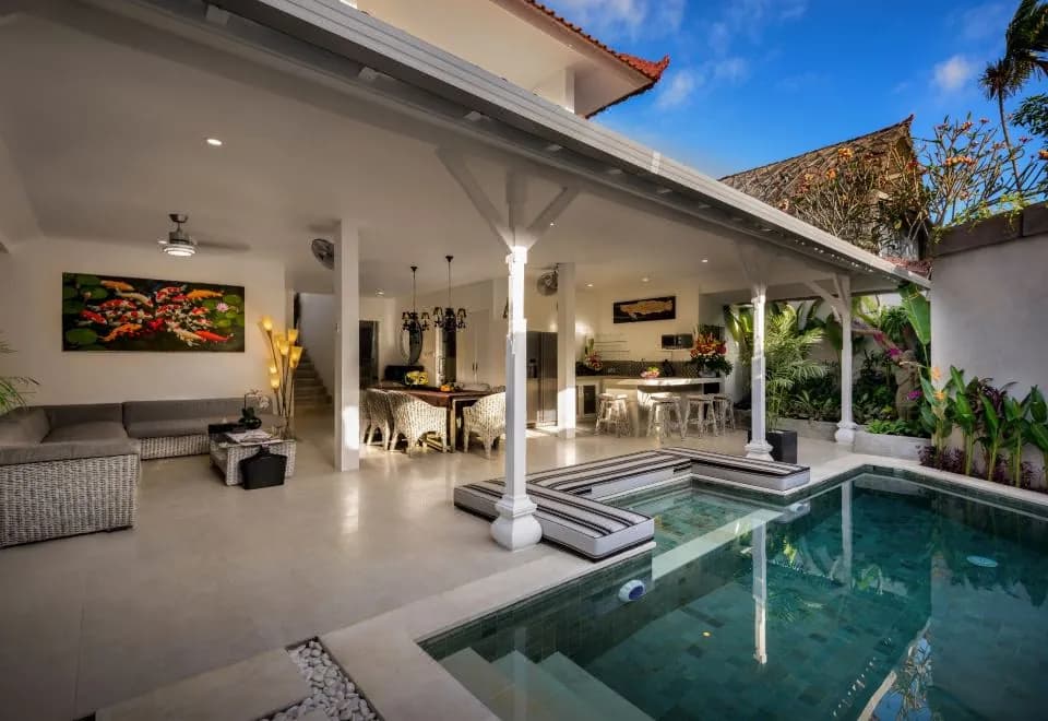 Villa Ozamiz Bali