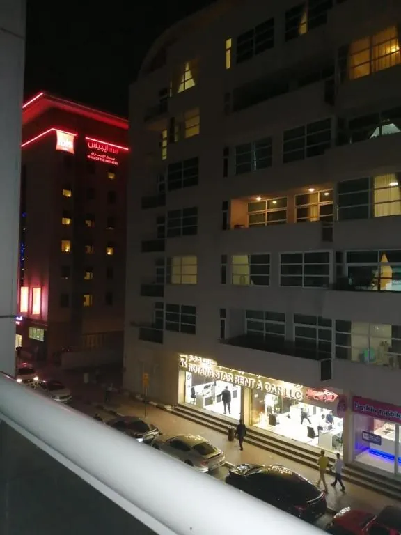 Pharos Inn Sheikh Zaied Private bed space