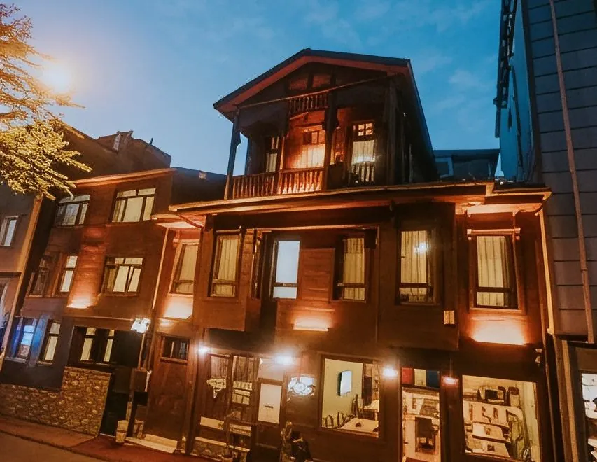 Acacia Mansion Hotel